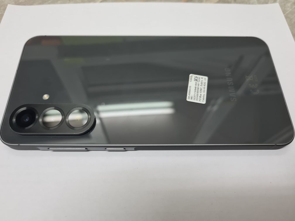 GSM мобилен телефон смартфон SAMSUNG GALAXY A56 8ram/128gb