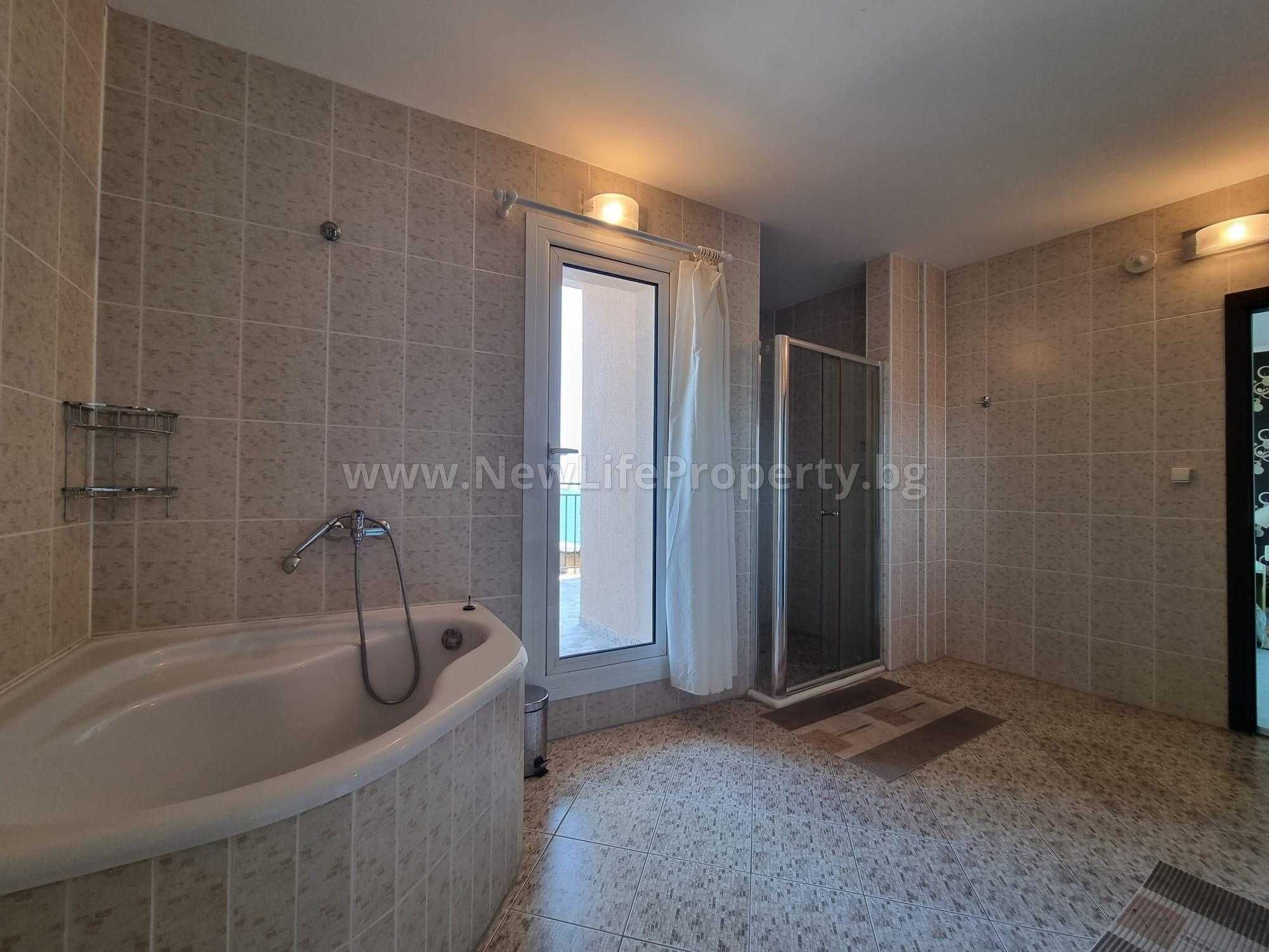 Двустаен апартамент с гледка море в „Grand Hotel St. Vlas“, Свети Влас