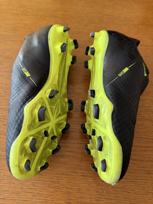 Ghete fotbal Nike Phantom Venom 40,5