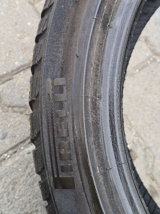 225 45 18 Pirelli