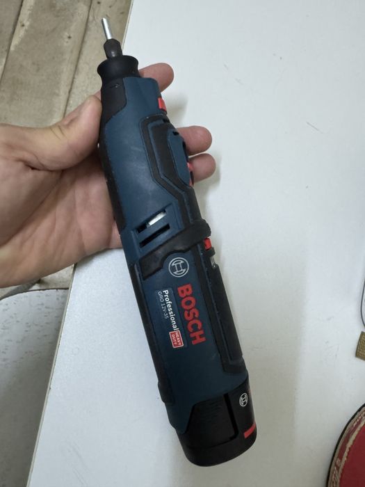 Bosch GRO 12v-35 polizor