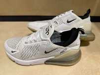 Nike Air Max 270.