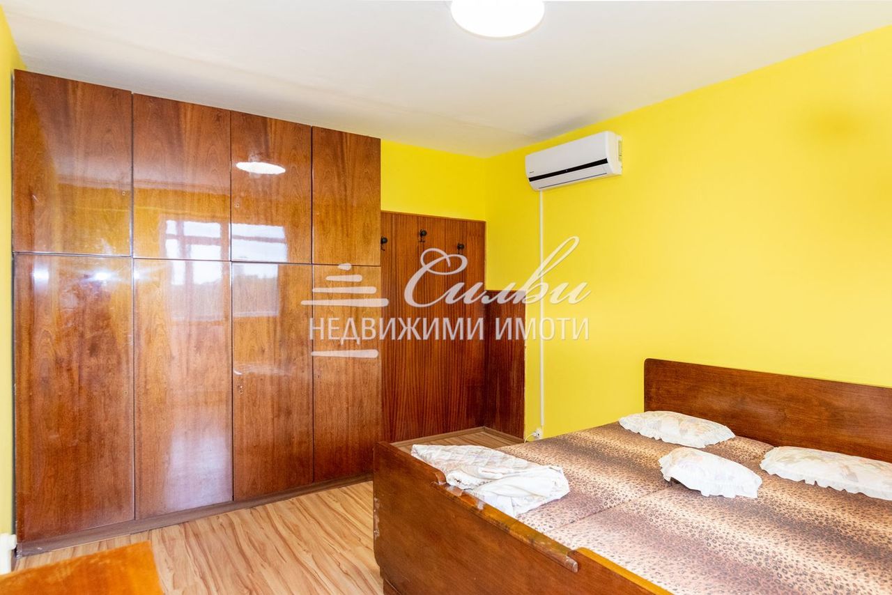 Продава се Тристаен апартамент в Шумен, Добруджански - 76 кв.м за 1510 €/кв.м - Снимка #7