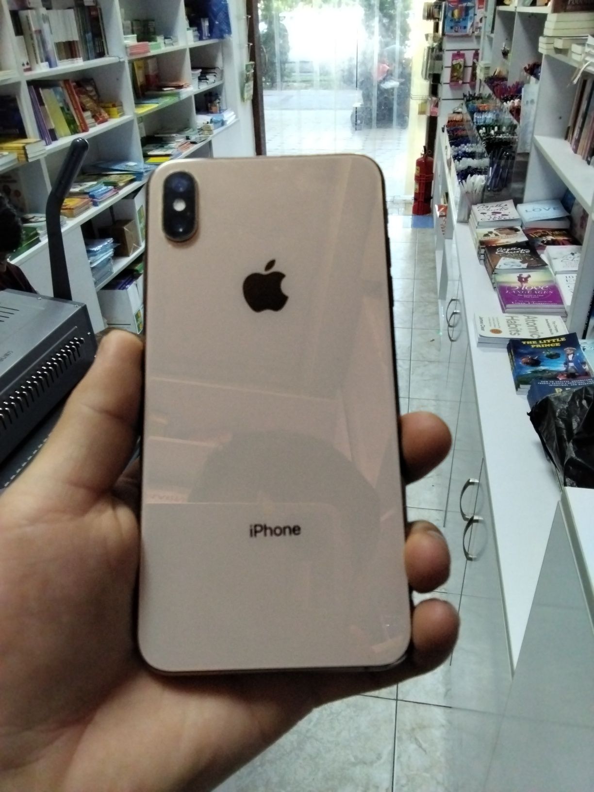 iPhone xs max 64tali