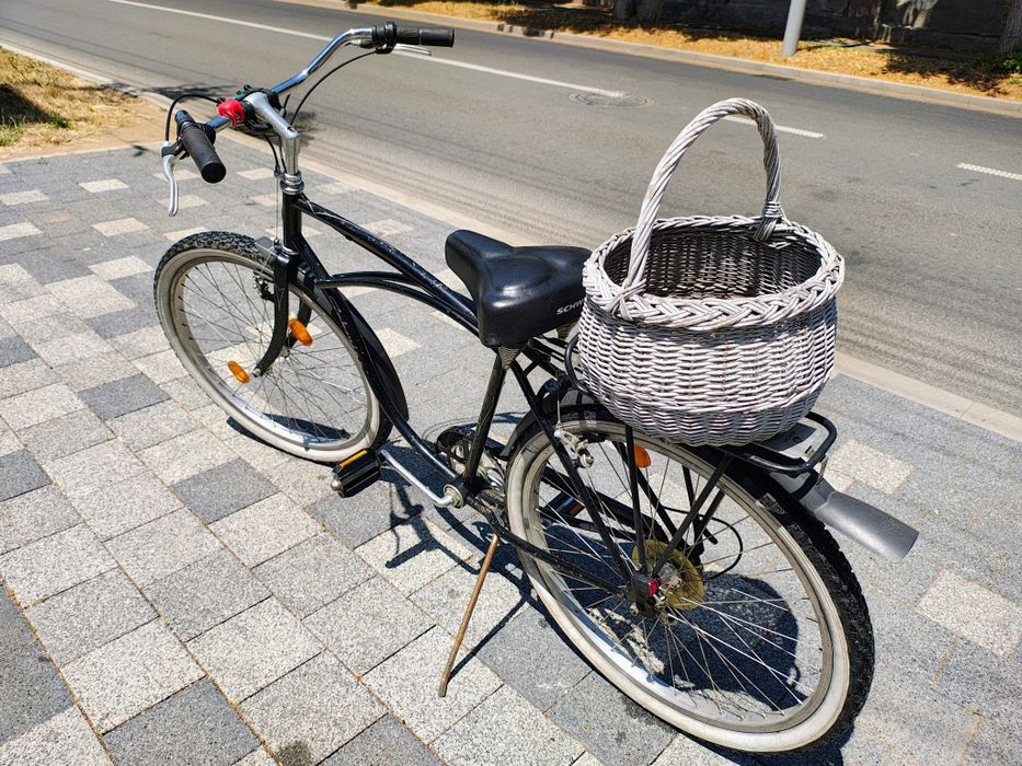 Mă vinde, mă vrei tu?