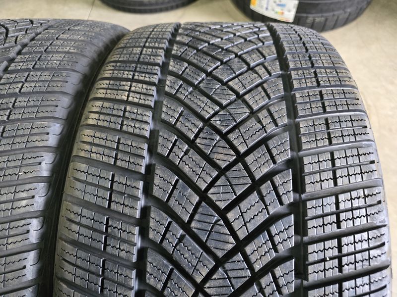 285/40/20//255/45/20 GOODYEAR