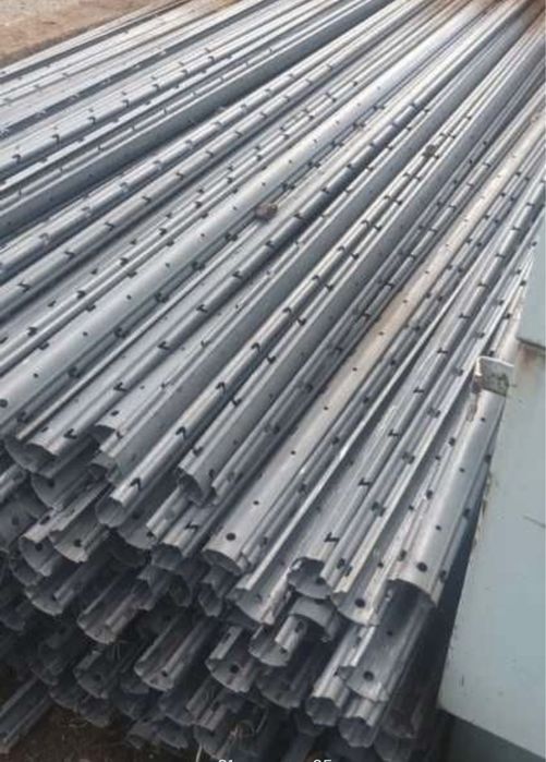 Spalier zincat metalici stalpi gard vie