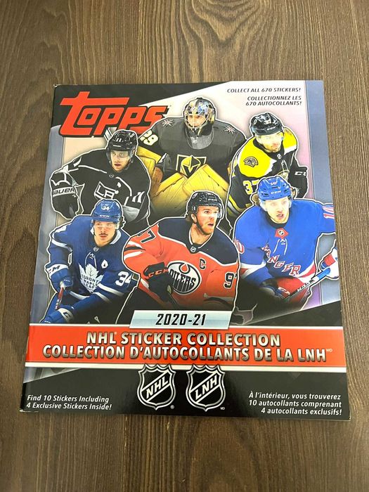 Автограф от Jonathan Toews (хокей на лед) + албум и карти