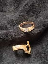 Золотые серьги и кольцо (комплект)