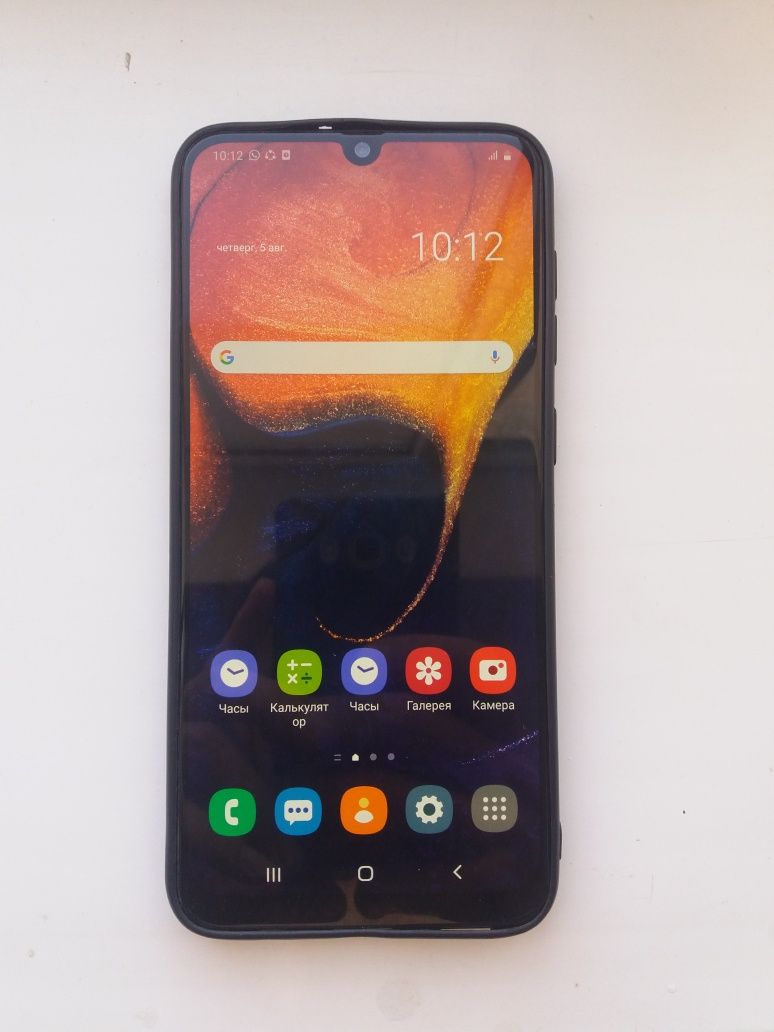 Срочно продам Samsung A50 64/4гб