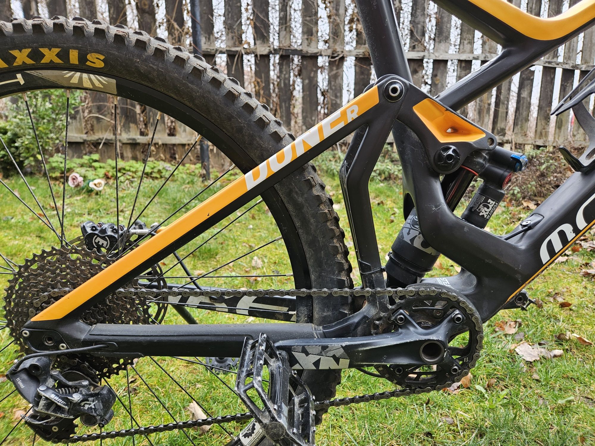 Mondraker DuneR 2018 carbon frame  160mm