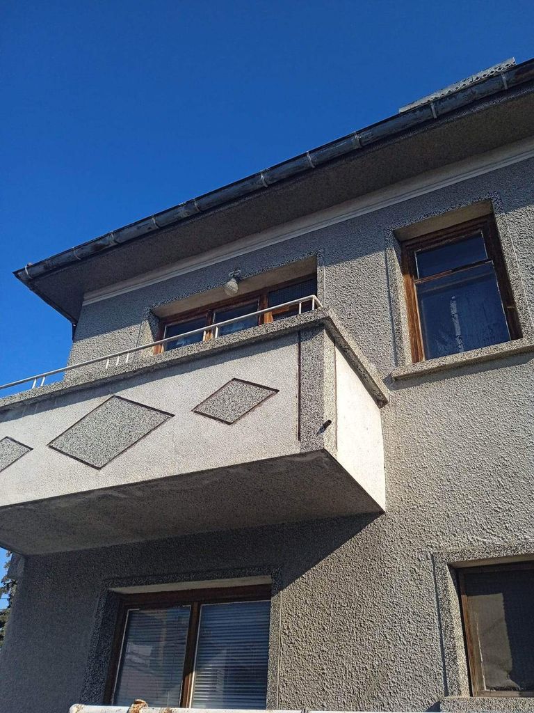 Продава се Къща в Панагюрище - 132 кв.м за 619 €/кв.м - Снимка #2