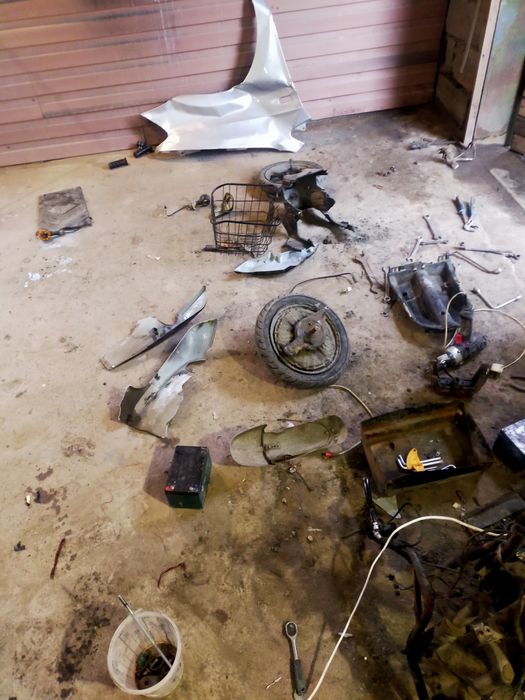 Продам весь только нужны руки за 15000