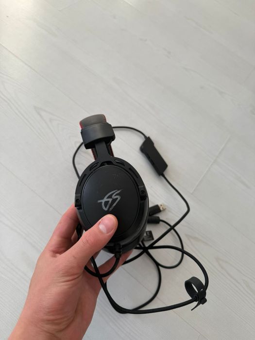 Продам микрофон Razer