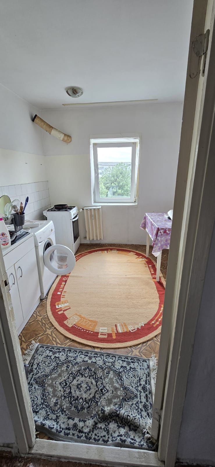 De închiriat apartament 2 camere