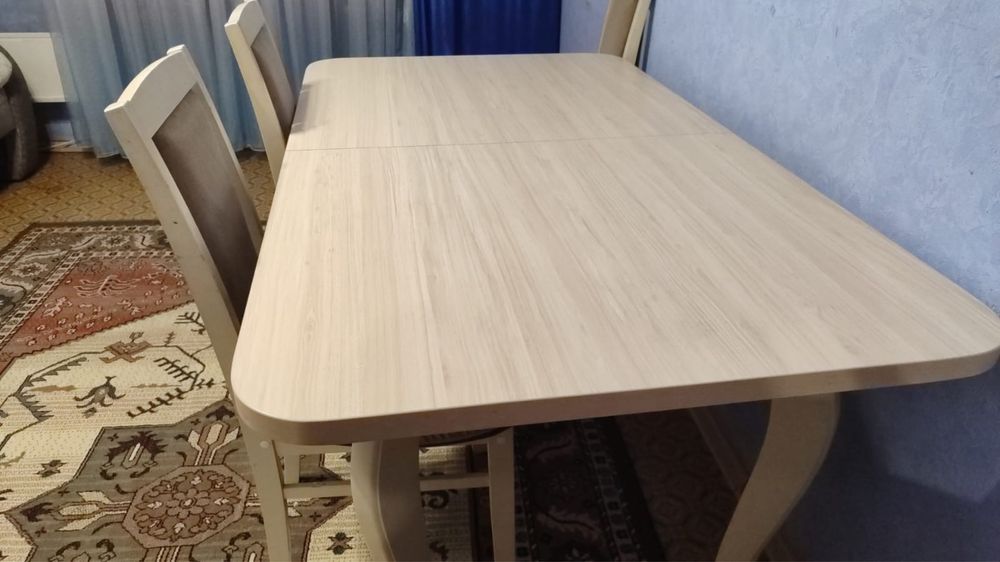 Продам стол со стульями