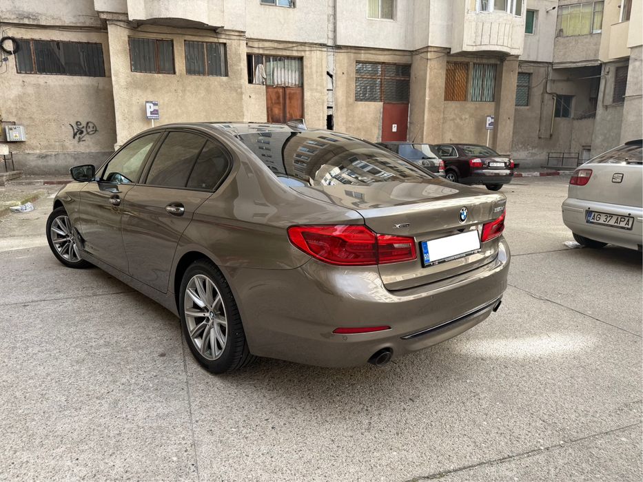 BMW 520/head up/distronic/unghi mort/lane assist/asistenta volan