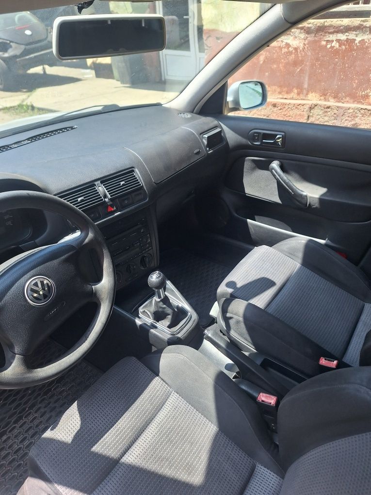 Golf 4 Diesel 110cp.