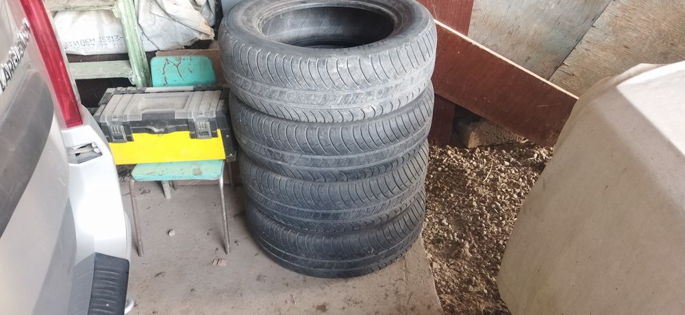 Продаются покрышки