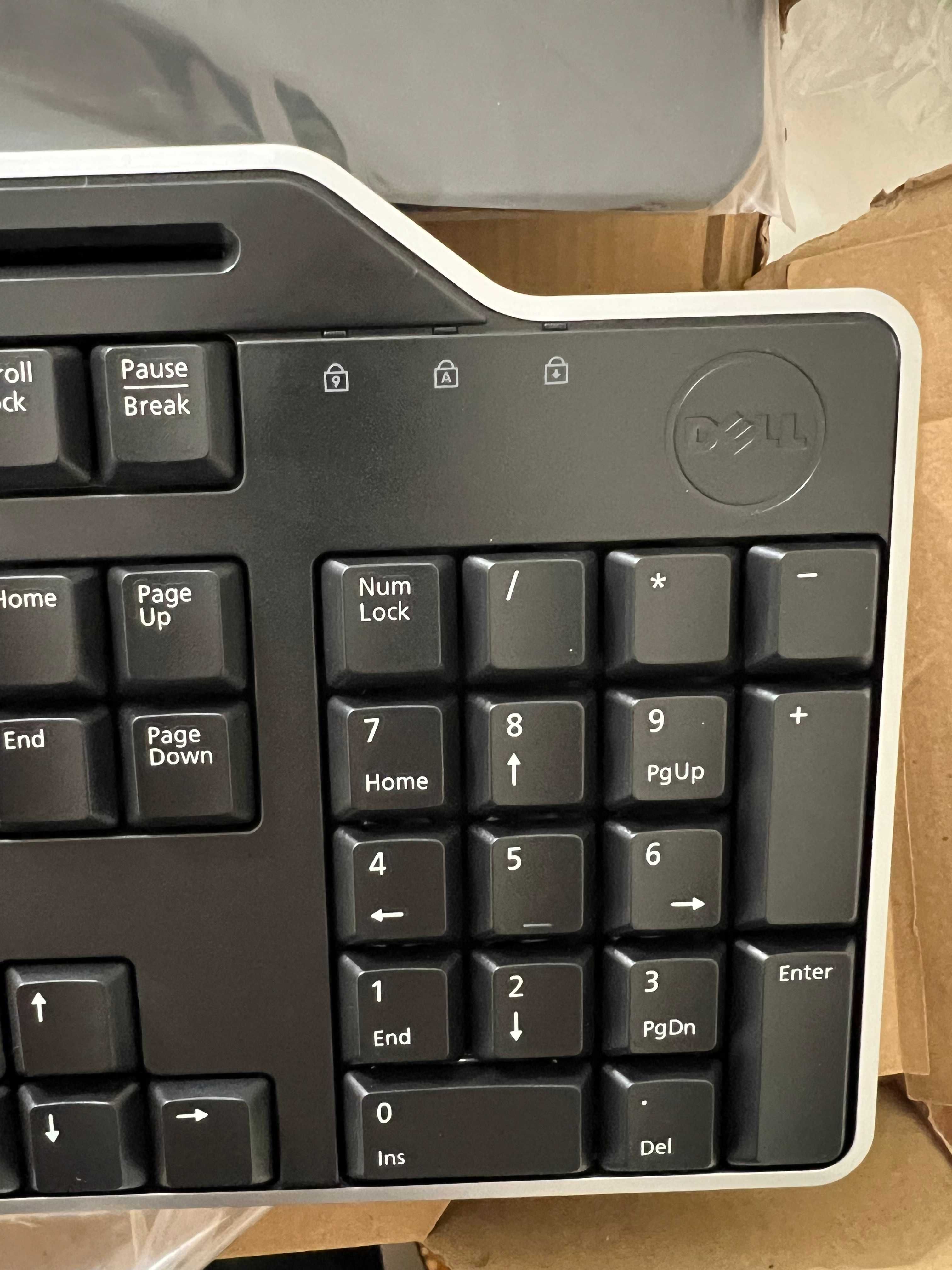 Клавиатура с картридером Dell KB-813, Black, USB