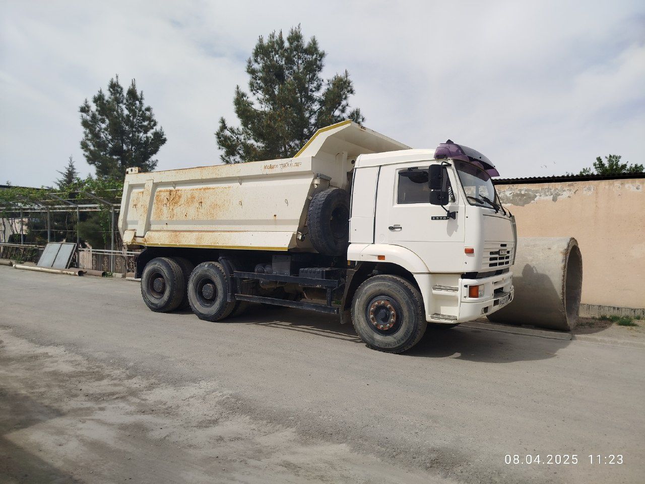 Yevro kamaz sotiladi