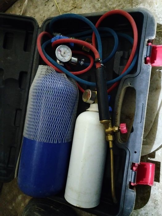 Продам маленкий горелку для пайки труб