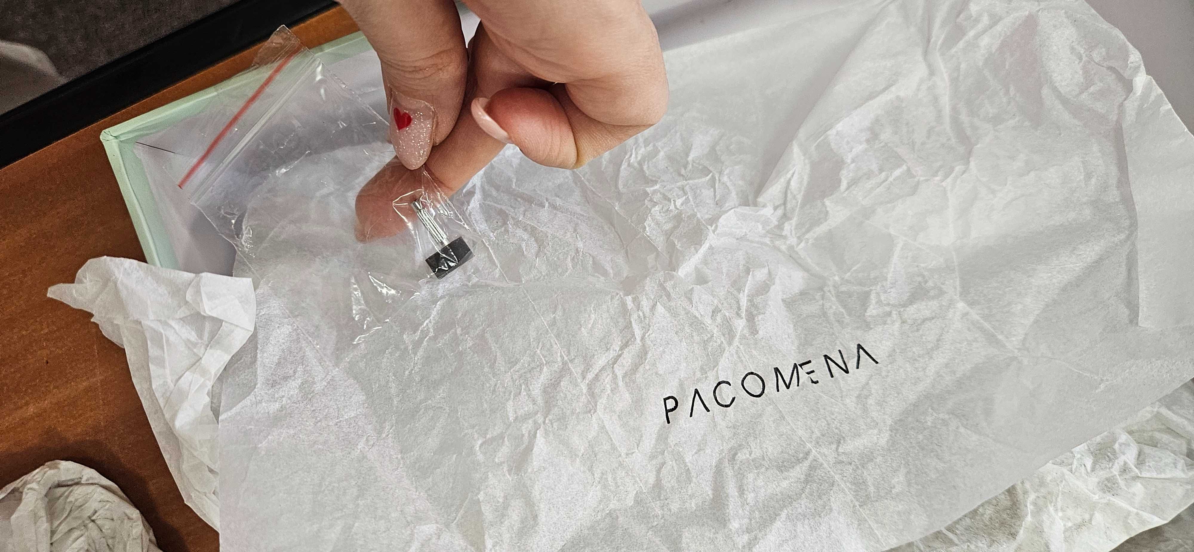 Tocuri noi, mărime 40, PACOMENA, gri perlat