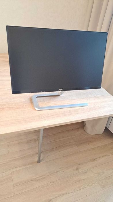 Монитор AOC 21.5"