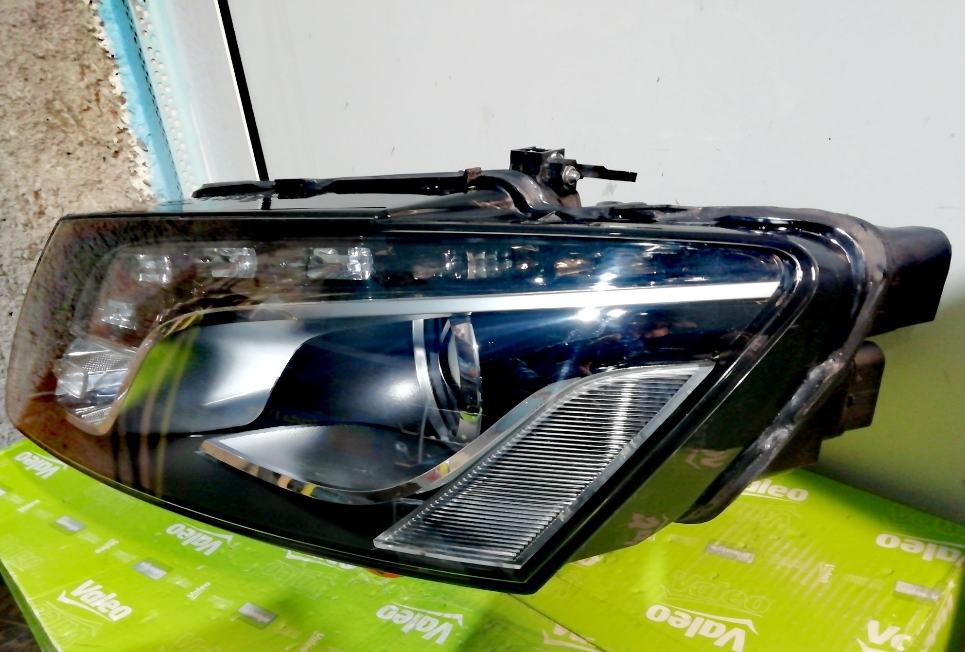 Фар Фарове за Audi Q5 / Ауди Кю5 Bi-Xenon Led.