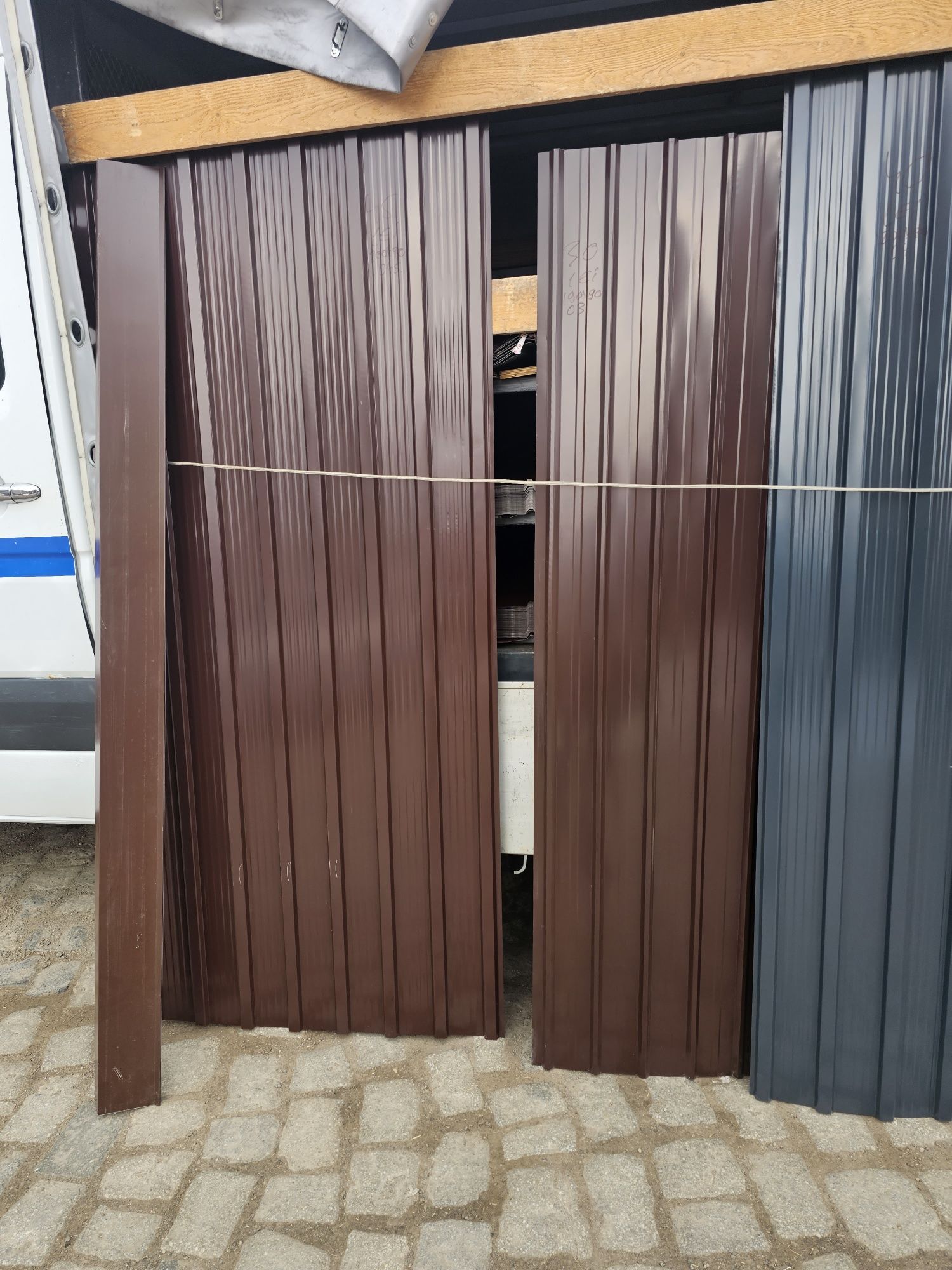 Vand Tabla Cutata Zincata Și Colorata Diferite Grosimi preț de producă
