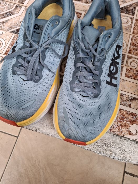 Оригинални маратонки  hoka boni 8