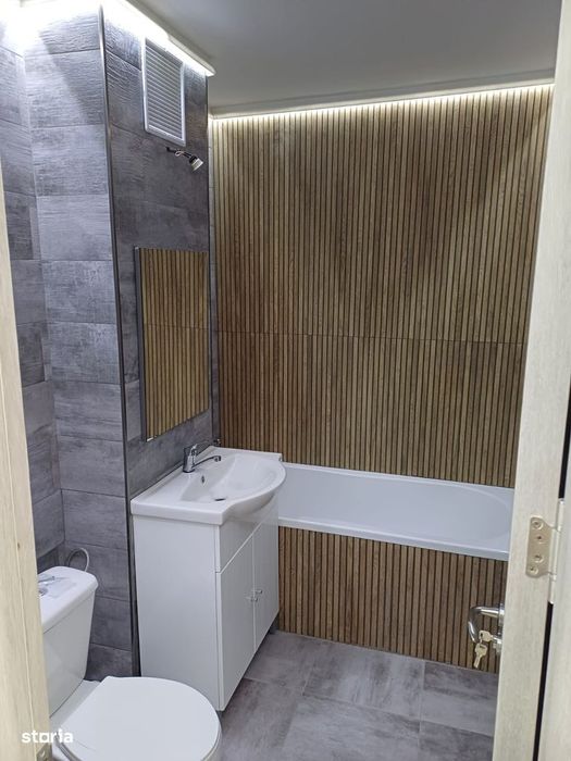 Apartament 3 camere Mioveni, Robea, Renovat, et.4