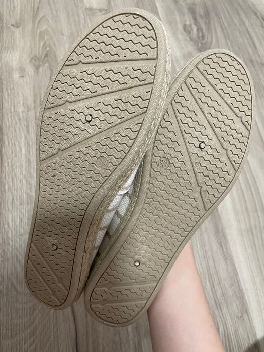 Espadrile noi, nepurtate, mărime 38