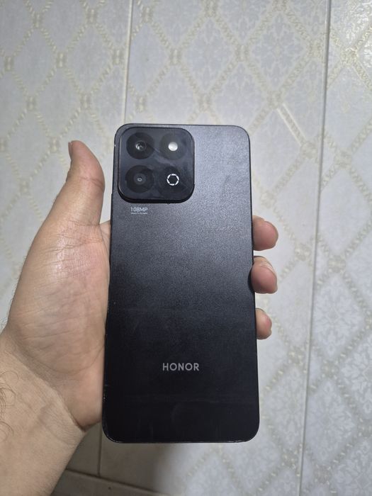 Honor X7c 6/128 qora1