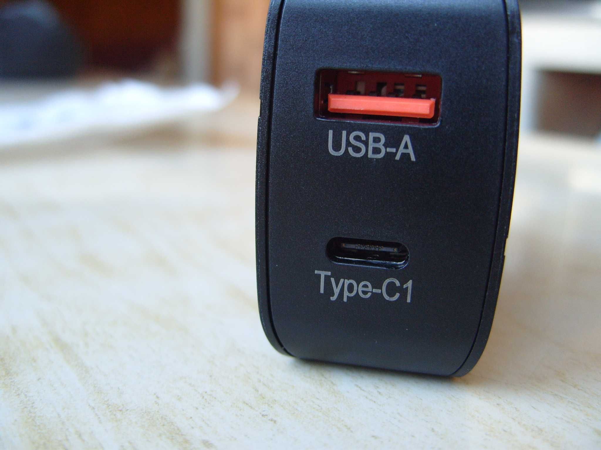 USB зарядно TE-PD02, QC3.0, 2 извода, USB-A и Type-C1