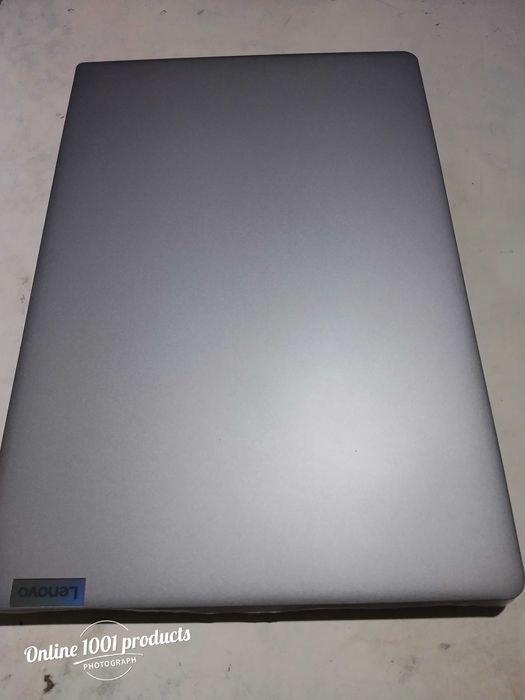 Lenovo IdeaPad 3 17IAU7 чисто нов с 4 години гаранция!