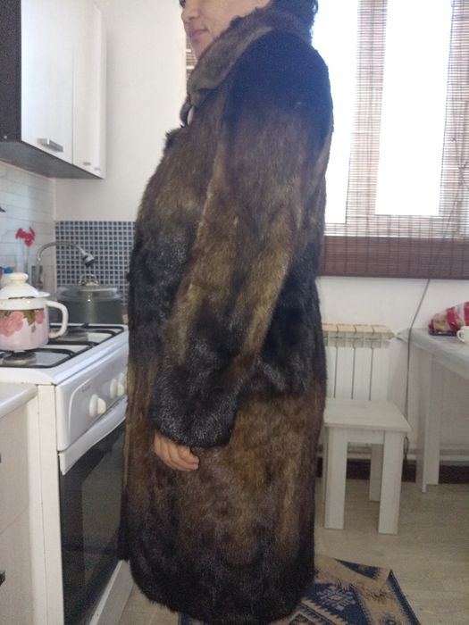 Продам норковую шубу