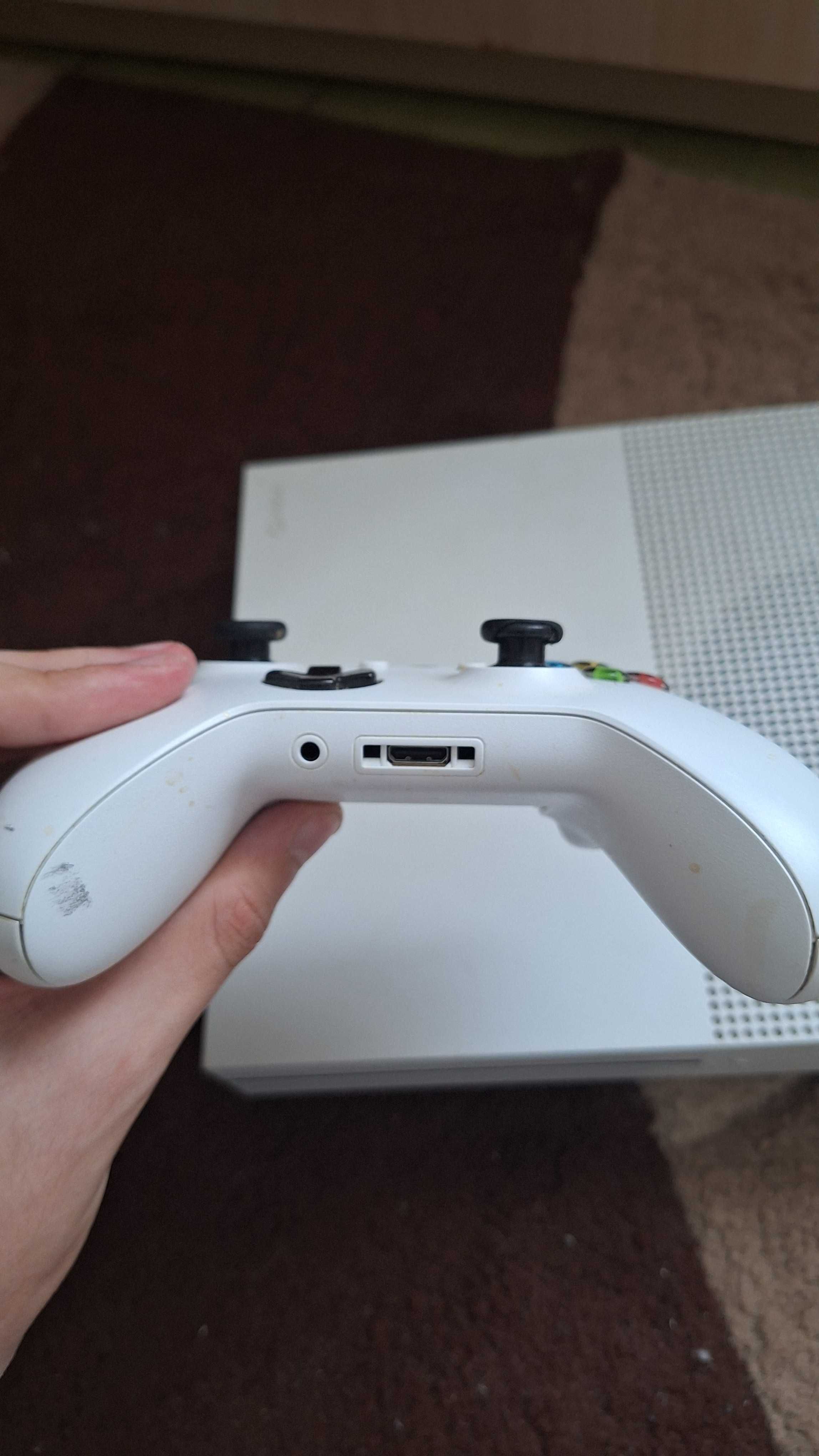Конзола xbox one s 1tb