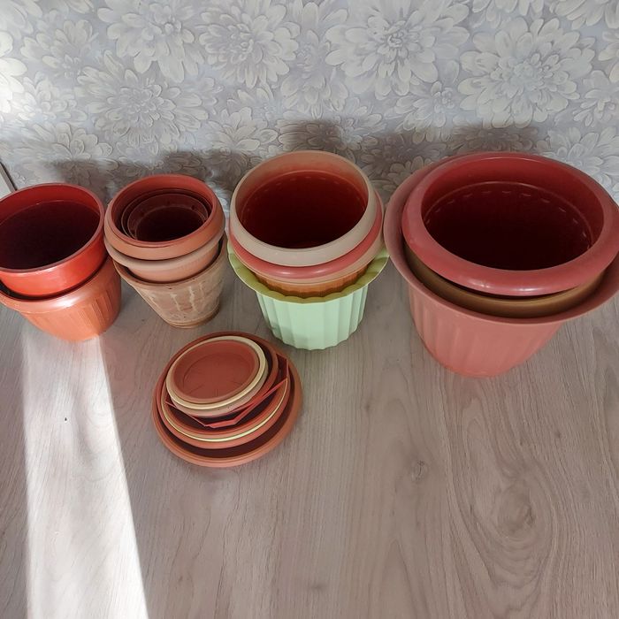 Горшки для цветов 15 шт.