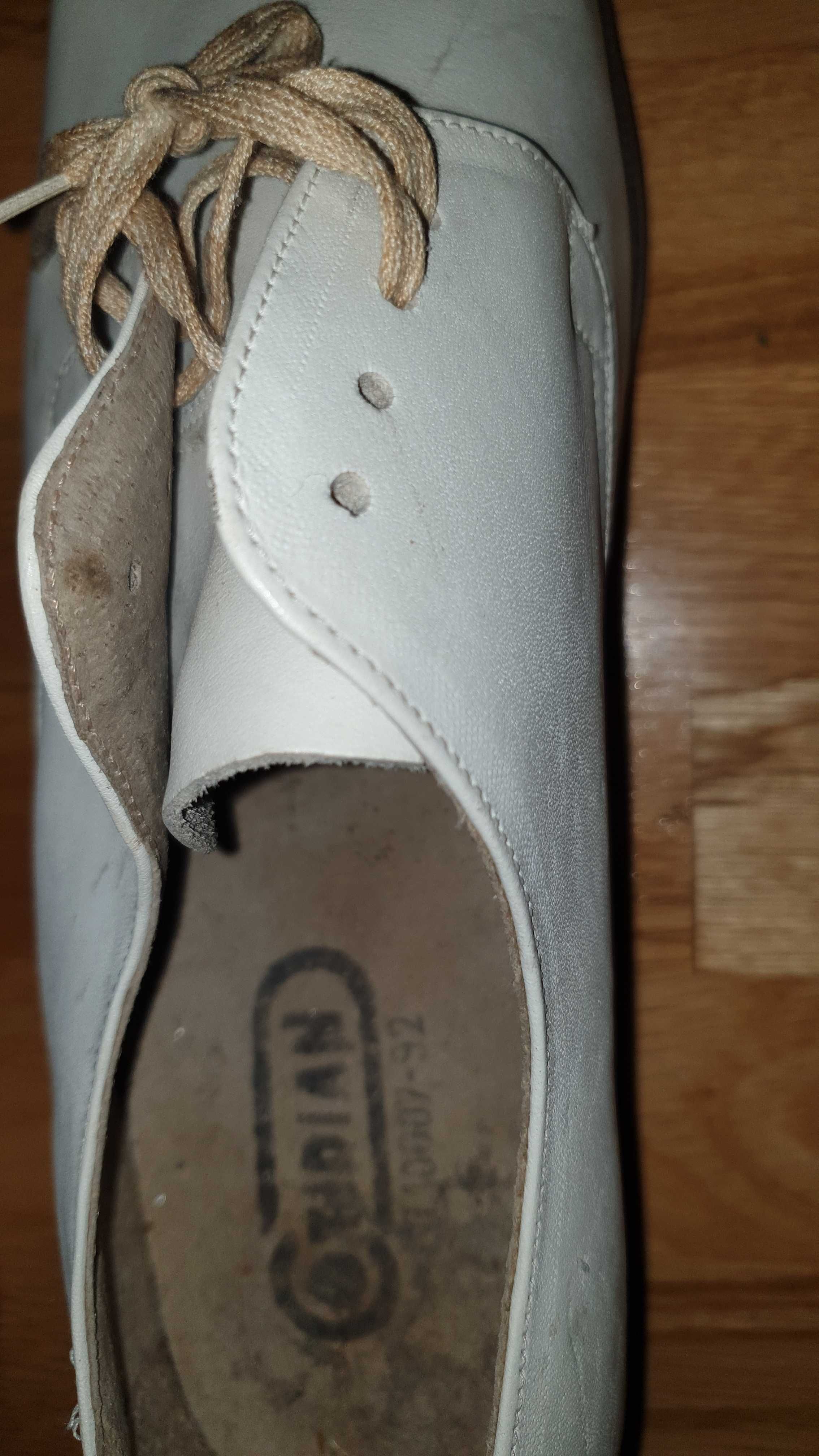 Pantofi piele marimea 43.5