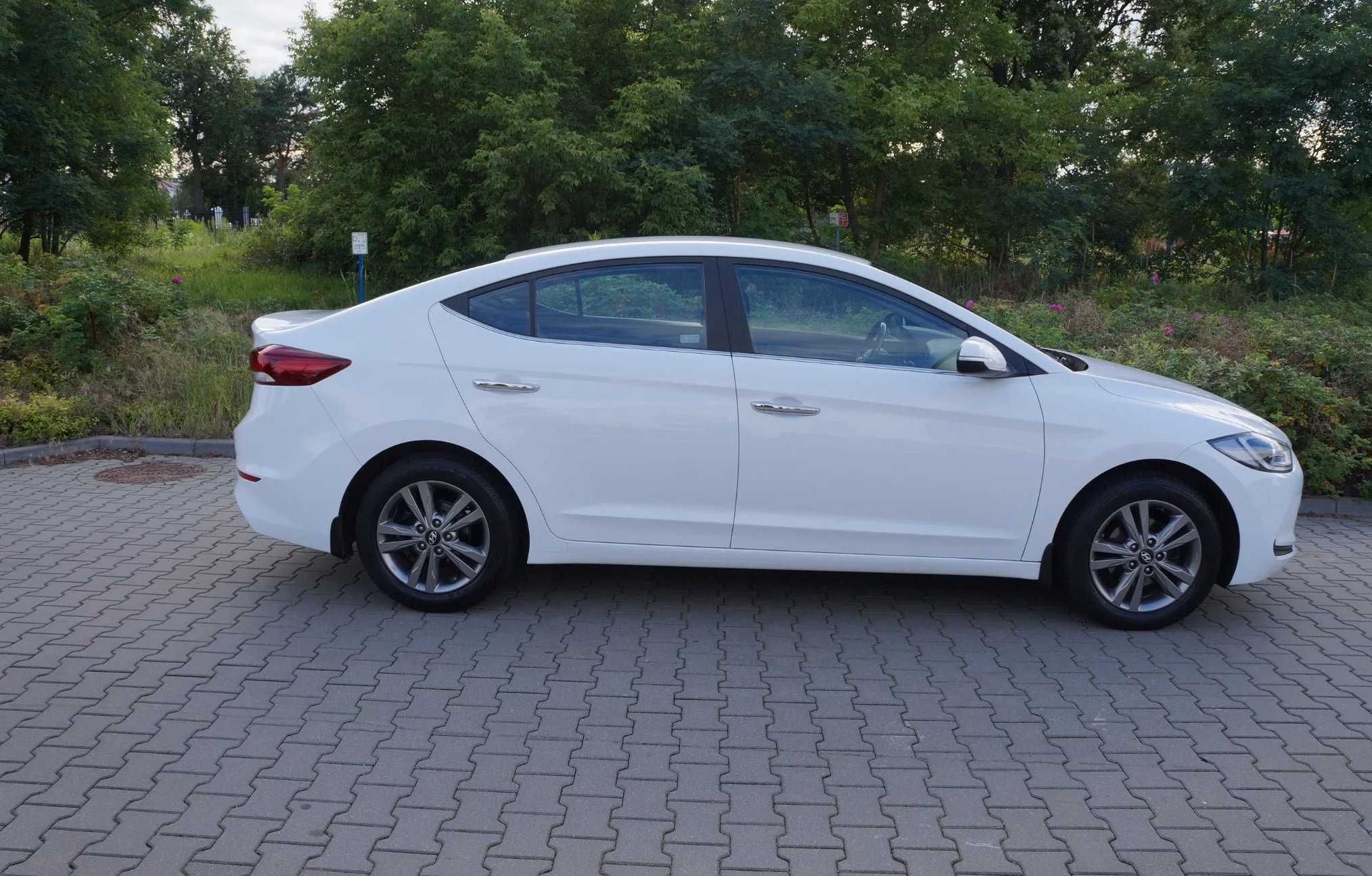 Hyundai Elantra 1.6 Premium