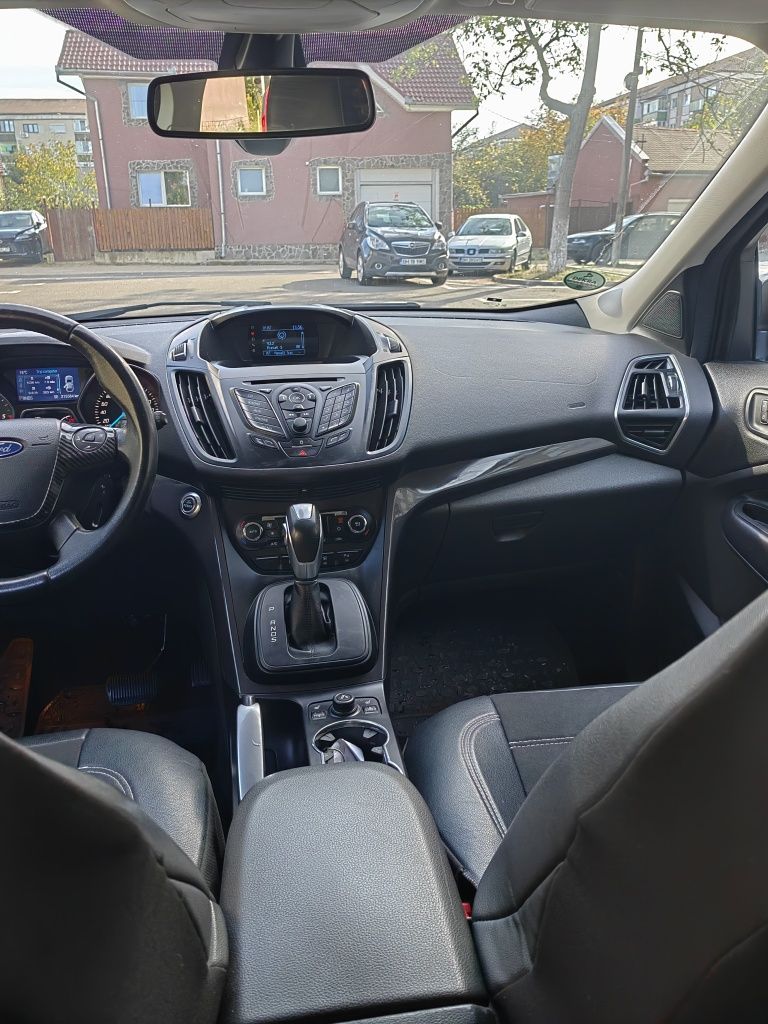 FORD KUGA VÂND FORD KUGA automat  Masina personala