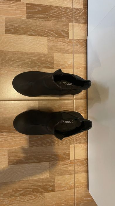 Боти с дебел ток и грайфер