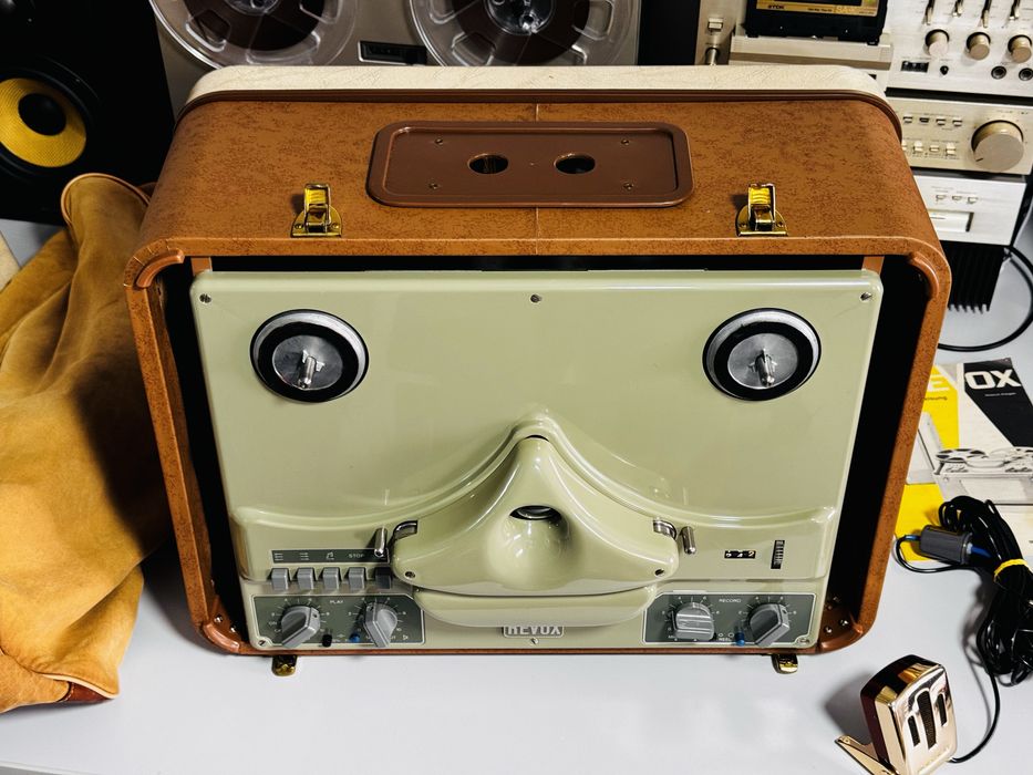 Magnetofon anii 1958 REVOX C36,pe lămpi,IMPECABIL,accesorii originale!