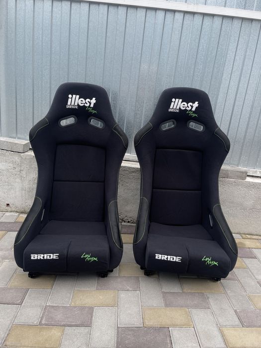 Сиденья ковши Bride Illest, новые, пара