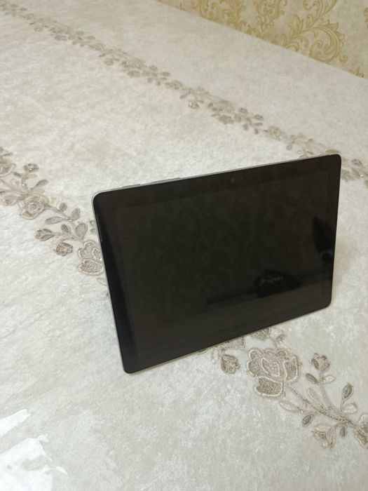 Karobkasi zaryatkasi bor  bonusiga 400.000 li chixol kam ishlatilgan