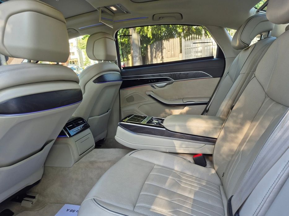 Audi A8L 6.0TFSI HYBRID Prezidențial
