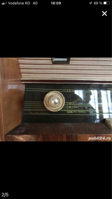 Radio cu pick-up retro