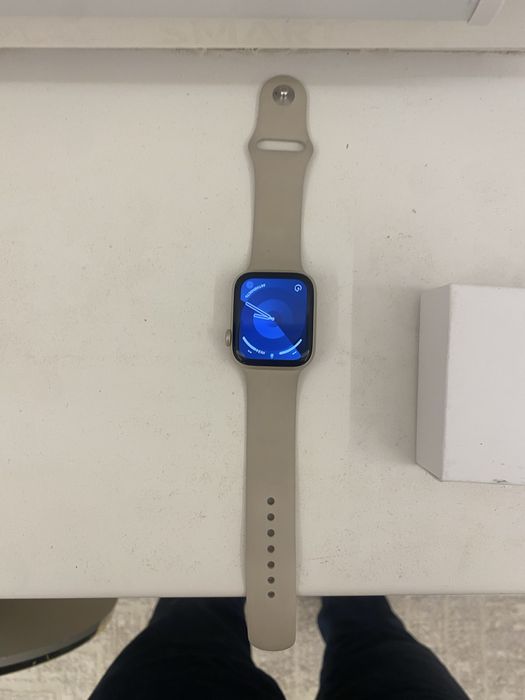 Apple Watch сатылады почти новый
