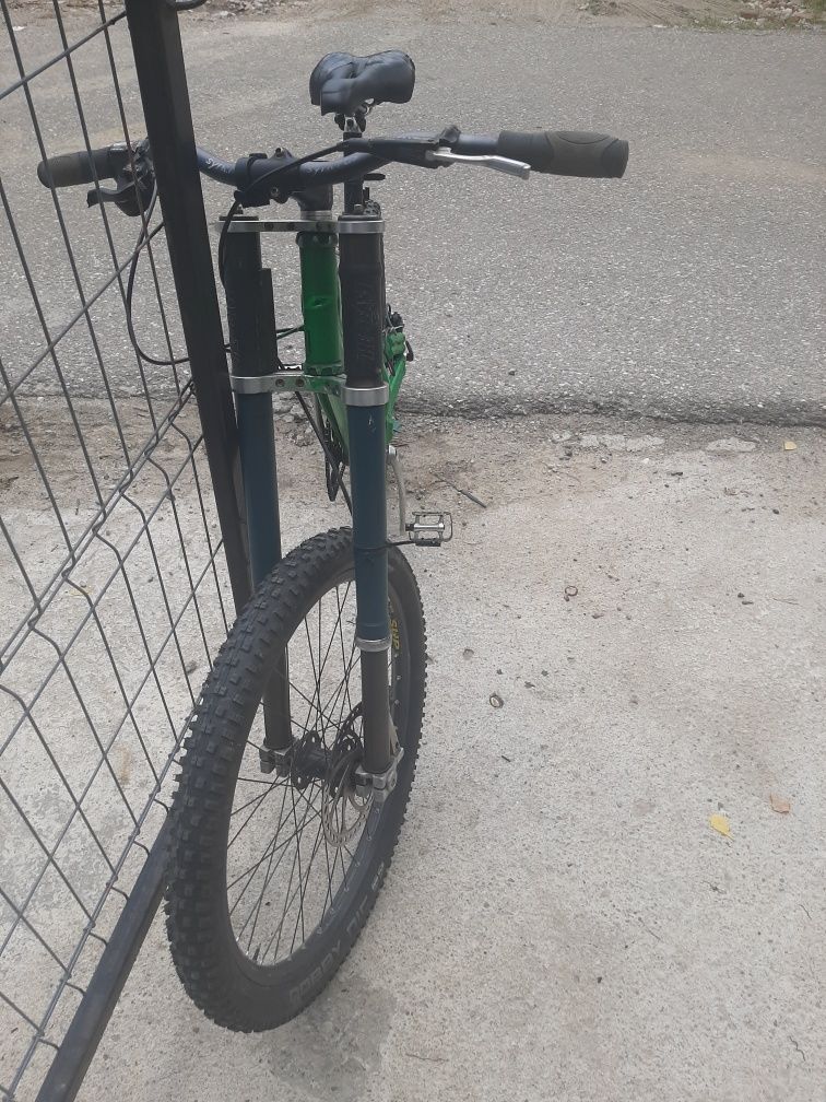 Bicicleta MTB  o singura foaie